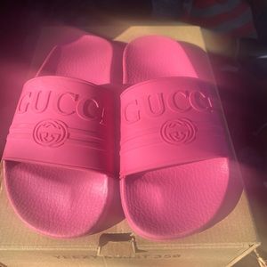Gucci slides